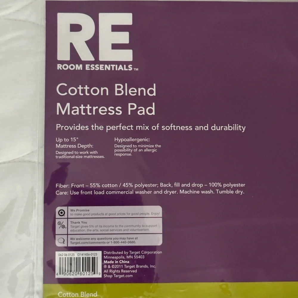 Room Essentials Twin Cotton Blend Mattress Pad - White‎